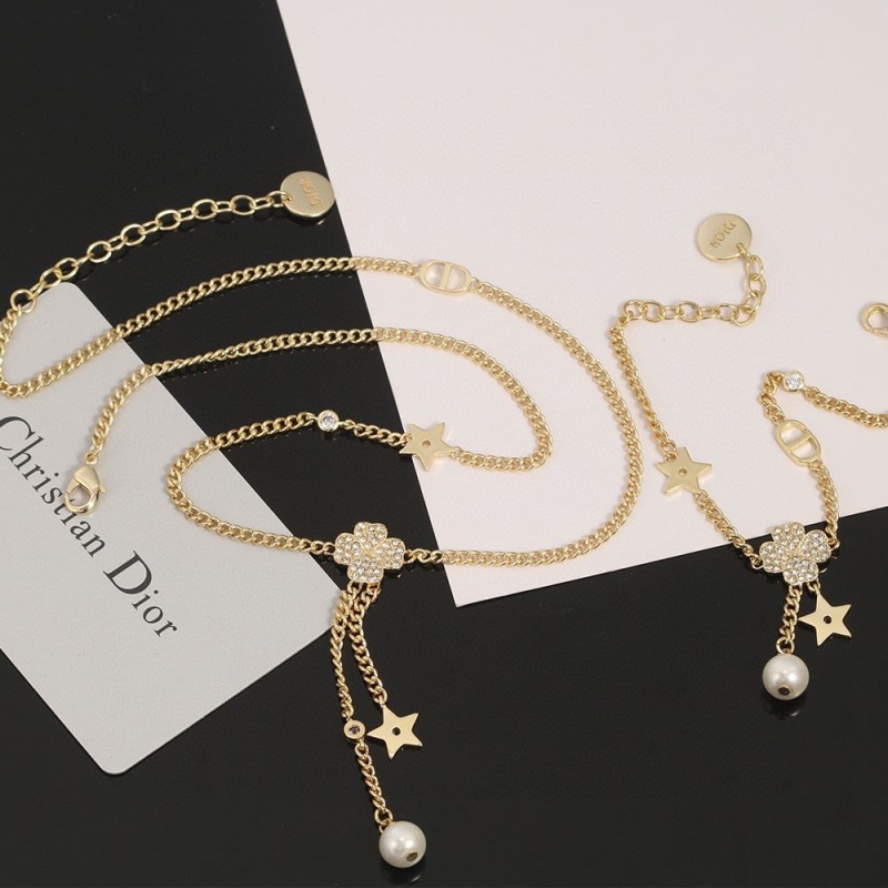 ch**an D*or necklaces